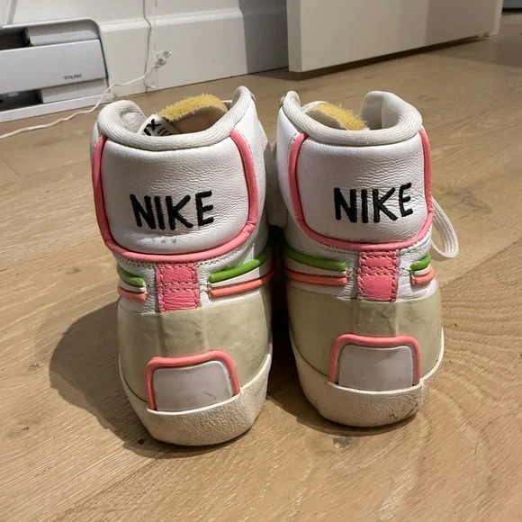 Nike Blazer Mid ‘77 Infinite White High-Top Sneakers, Pink and Electric Green - Picture 5 of 8
